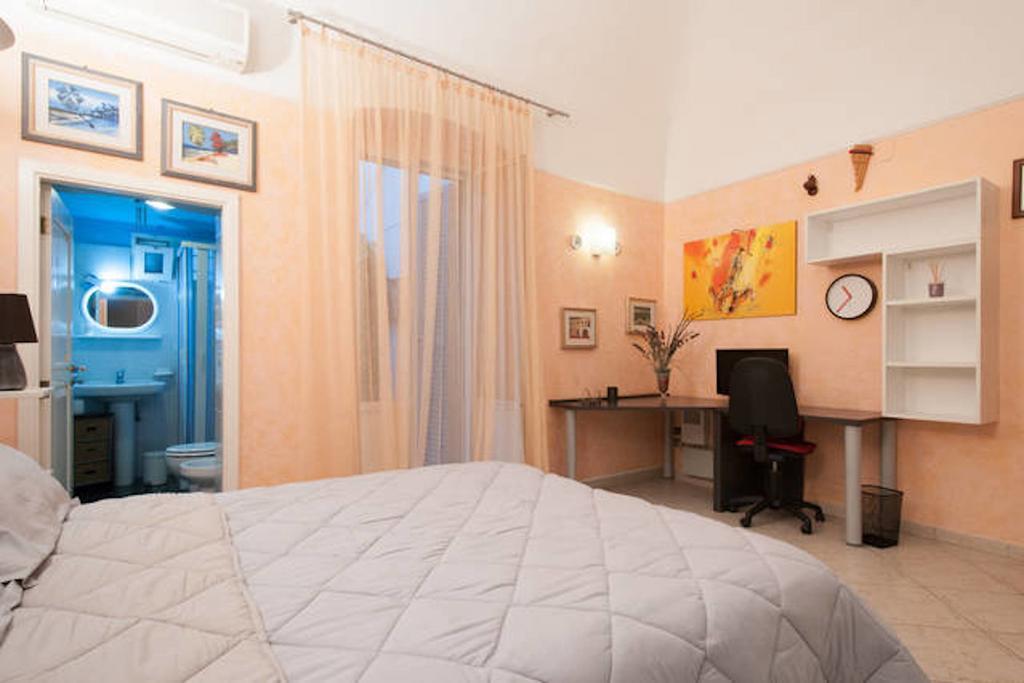 Turenum Apartment Trani Exterior photo
